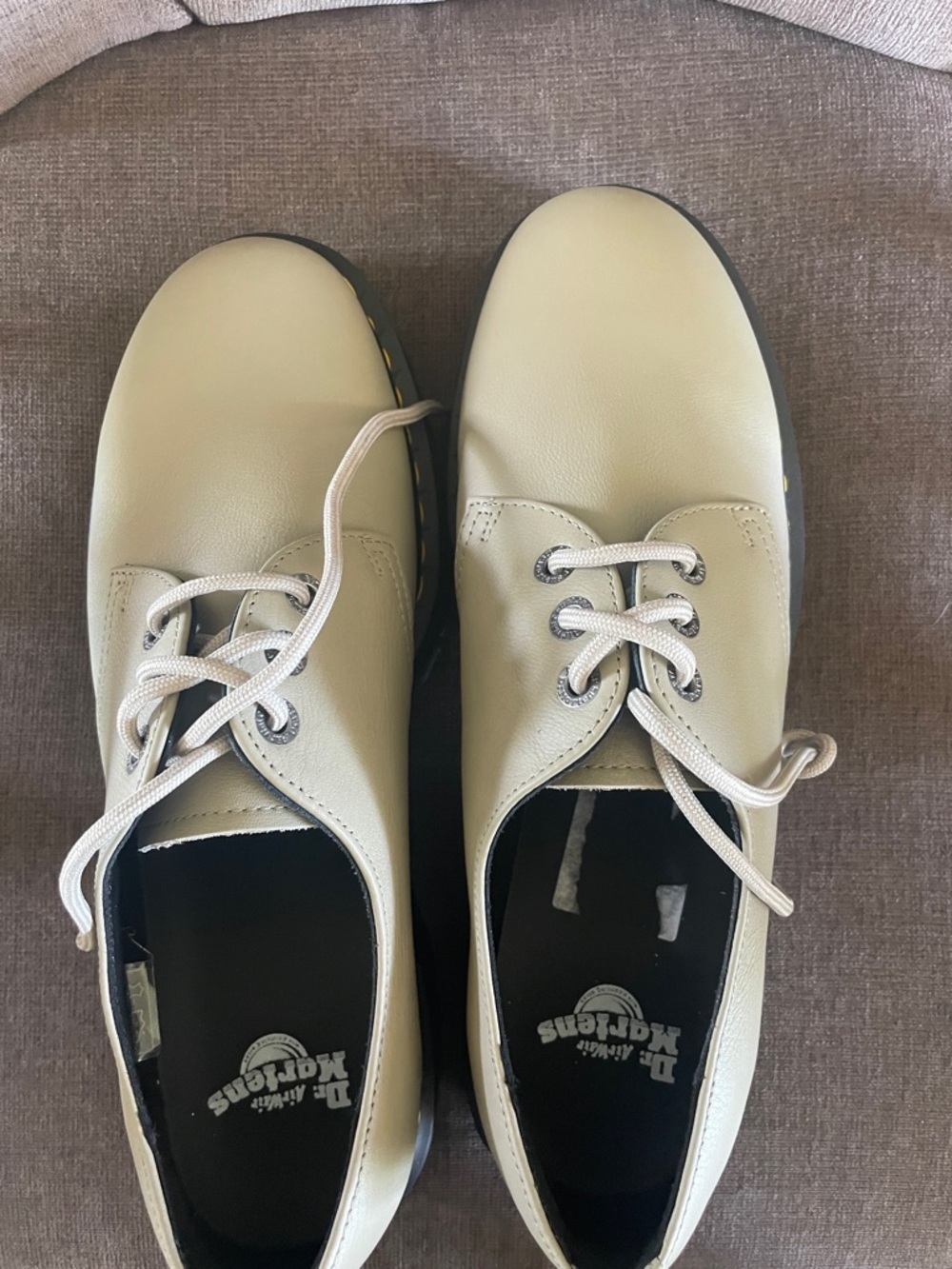 Dr. Martens Cream 3-Eye Gibson Lace-Up Shoes